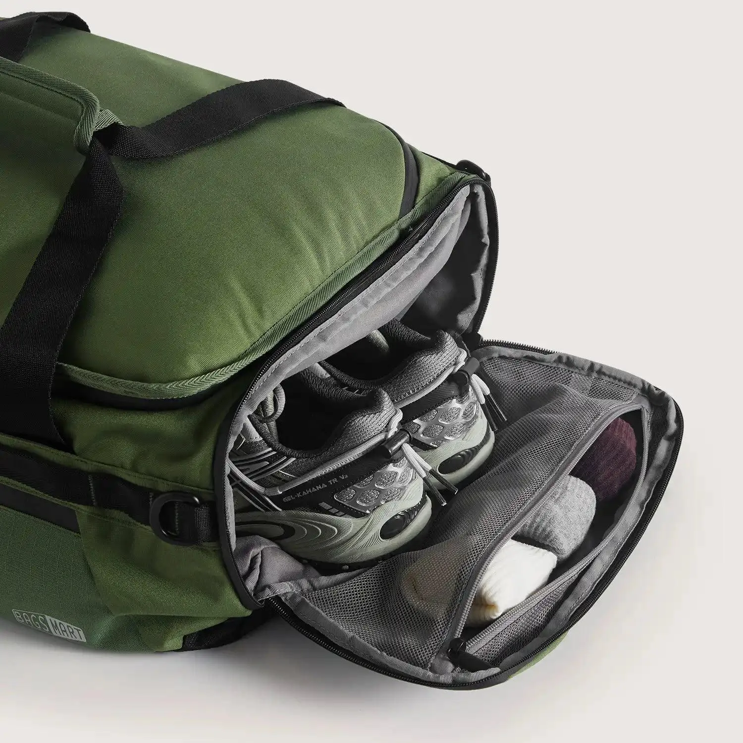 (FREE GIFT) Paz 43L Duffle Backpack - Image 13