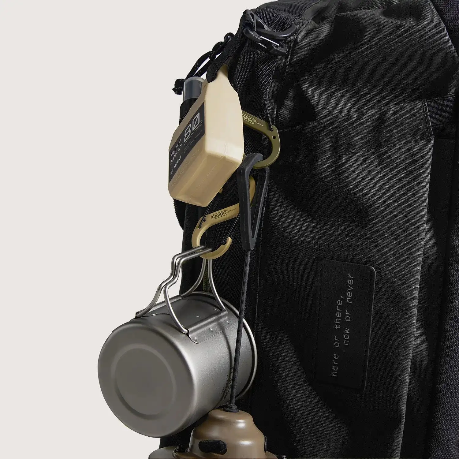 (FREE GIFT) Paz 43L Duffle Backpack - Image 39