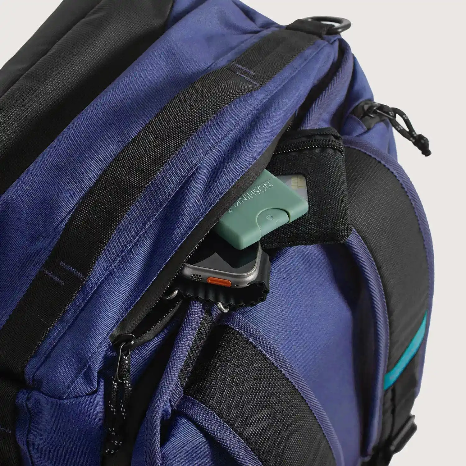 (FREE GIFT) Paz 43L Duffle Backpack - Image 63